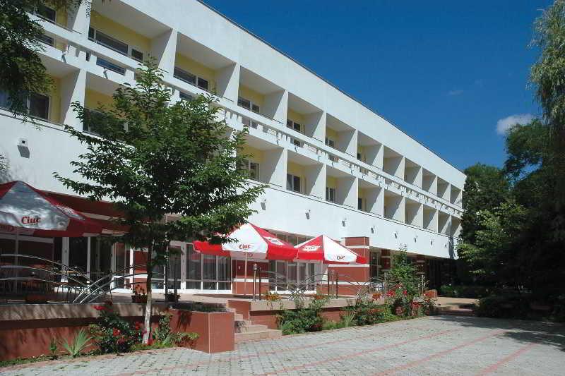 Hotel Nufarul 3*